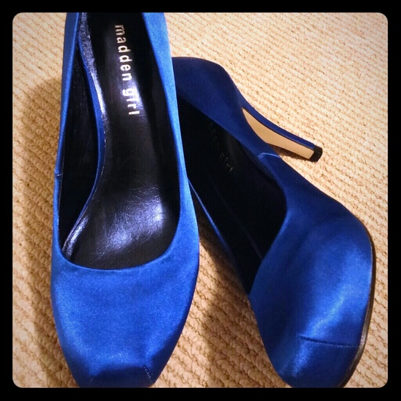 Royal blue steve madden 3in heels