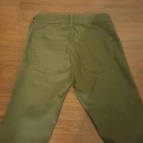 SOLD - Picture 3 of 4