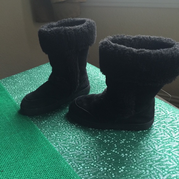 Boots - Picture 1 of 2