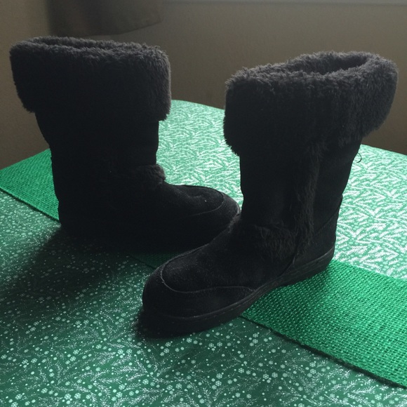 Boots - Picture 2 of 2