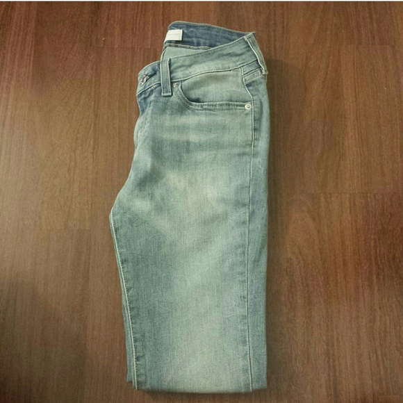 SOLD - Picture 1 of 1