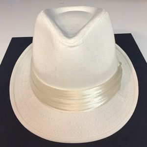 Kenny k white Fidora hat