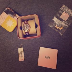 ✨SALE✨ Fossil Watch! All parts included