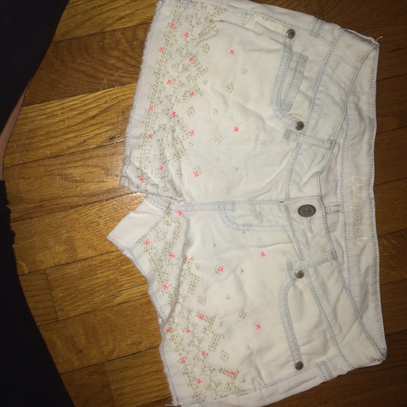 very light wash Aeropostale shorts