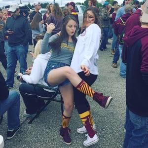 Meet your Posher, Marissa