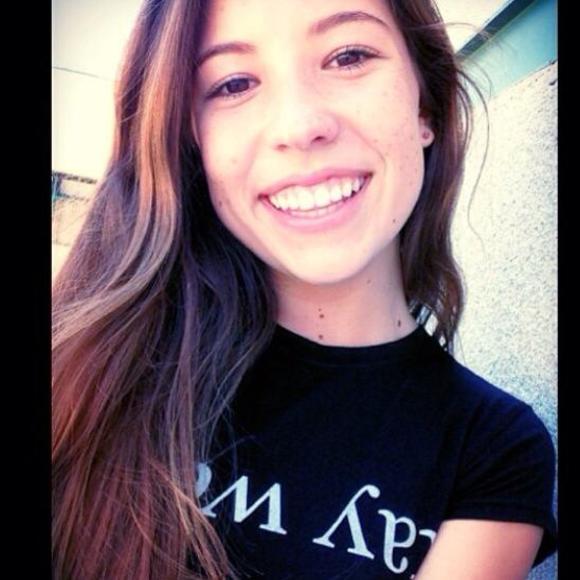 Meet your Posher, Lauren