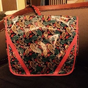 Vera Bradley (Frill) messenger bag in Happy Snails