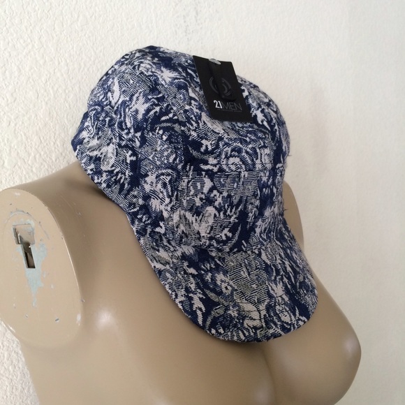 🚫SOLD🚫Blue Cream Carpet Brocade Tapestry 5 Panel - Picture 2 of 4