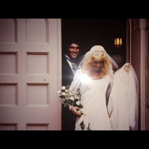 Meet your Posher, Leslie