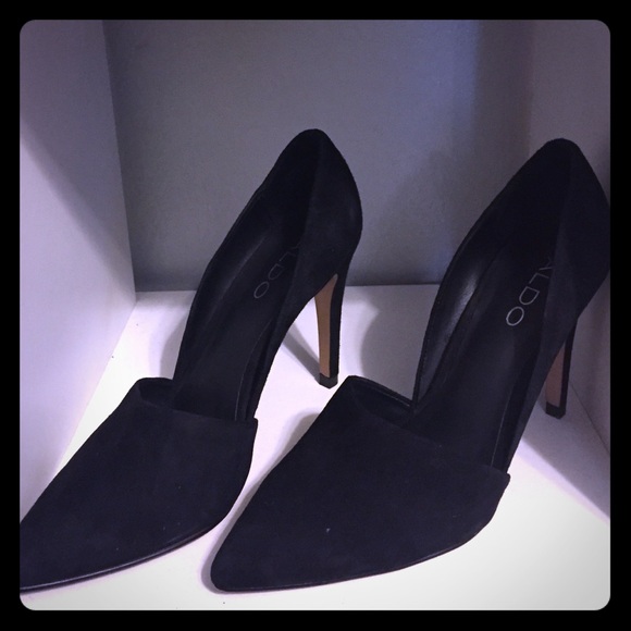 Black Aldo Heels - Picture 1 of 3