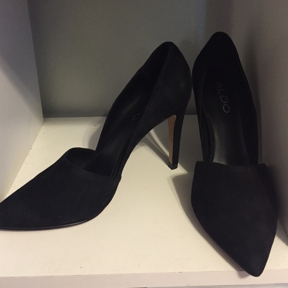 Black Aldo Heels - Picture 2 of 3
