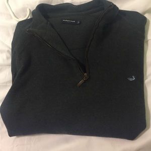 Barely worn southern marsh men's pullover