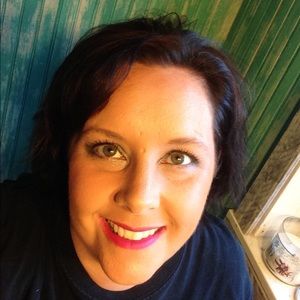 Meet your Posher, Candie