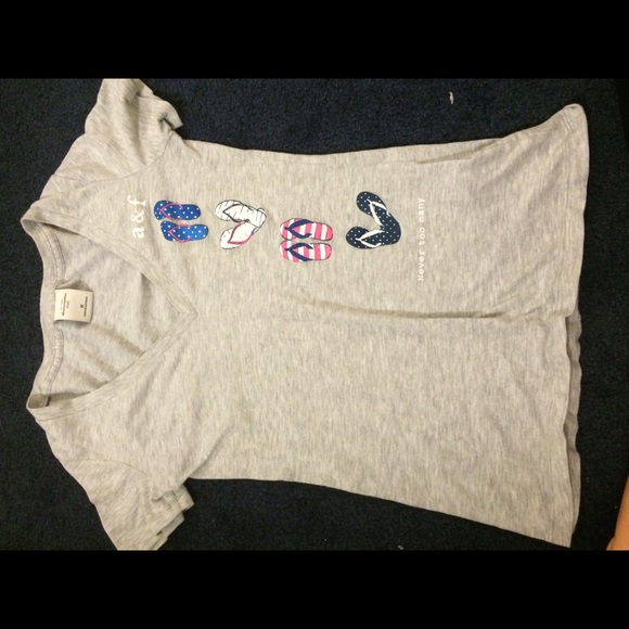 Abercrombie kids short sleeve shirt