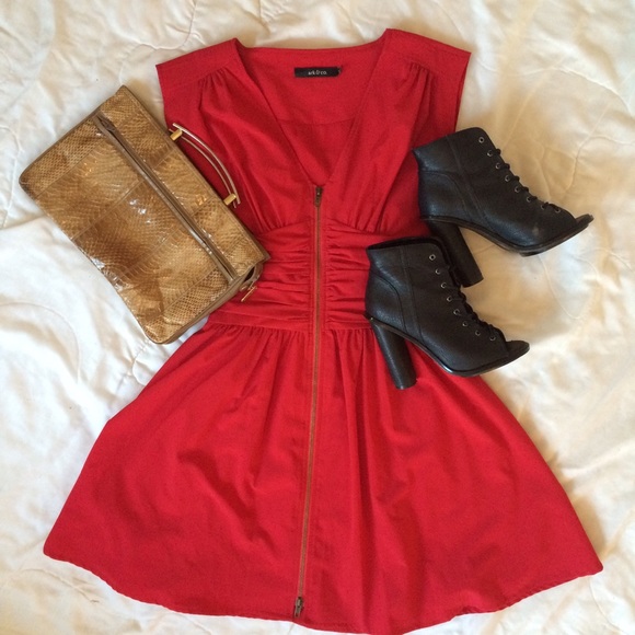 🎉HOST PICK🎉 Ark & Co Sleeveless Zip Front Dress