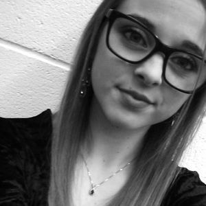 Meet your Posher, Jade