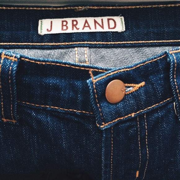 J Brand 3912C085 Pencil Leg Skinny Jeans in Ink