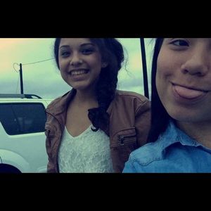 Meet your Posher, Elizabeth