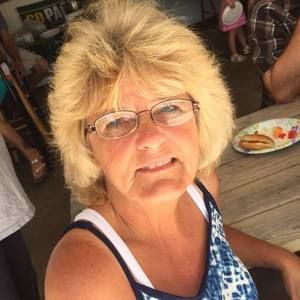 Meet your Posher, Linda