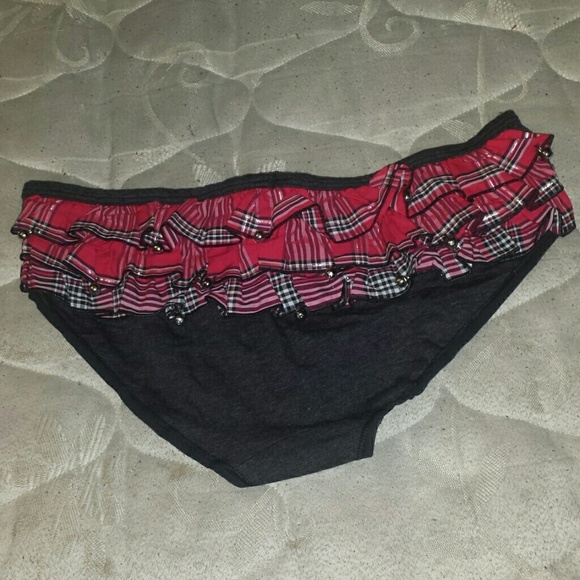 NIP VS jingle bell bikini panty