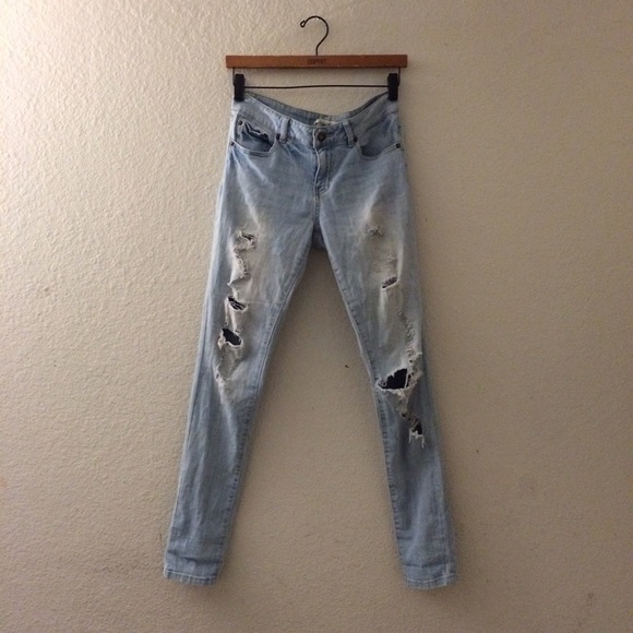 Forever 21 Distressed Jeans