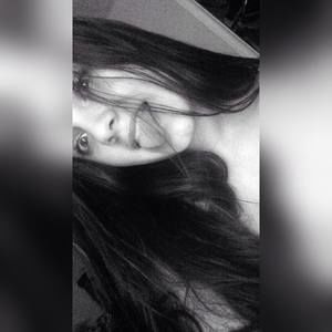 Meet your Posher, Acalia