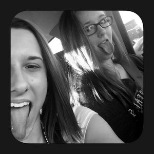 Meet your Posher, Alyssa