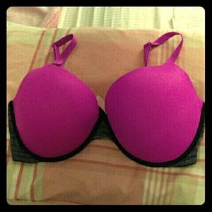 Pink VS bra