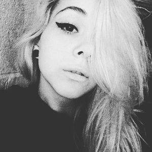 Meet your Posher, Leslie