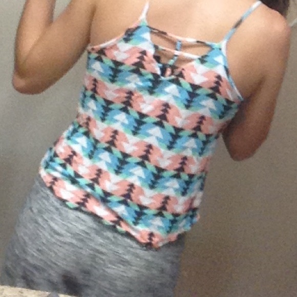 Aztec Tank - Picture 2 of 2