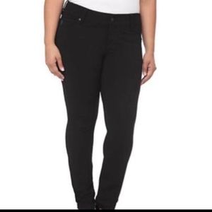 Torrid Ponte Skinny Pants