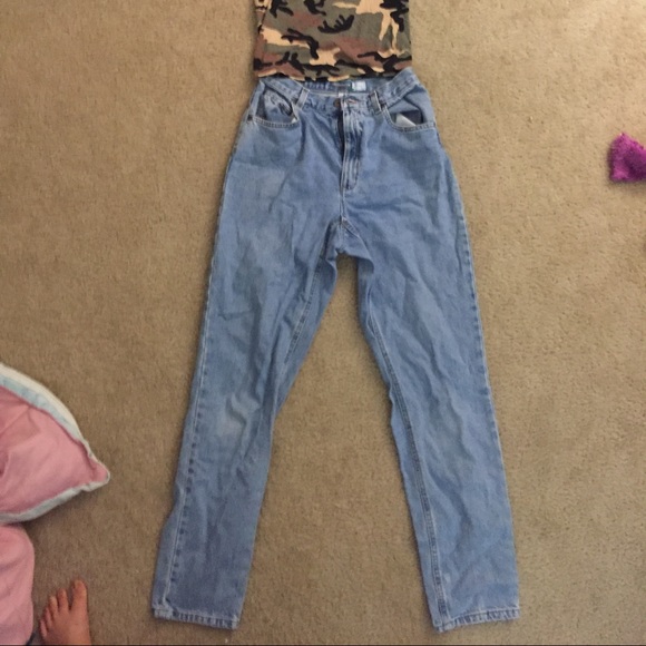 90s high waisted vintage jeans