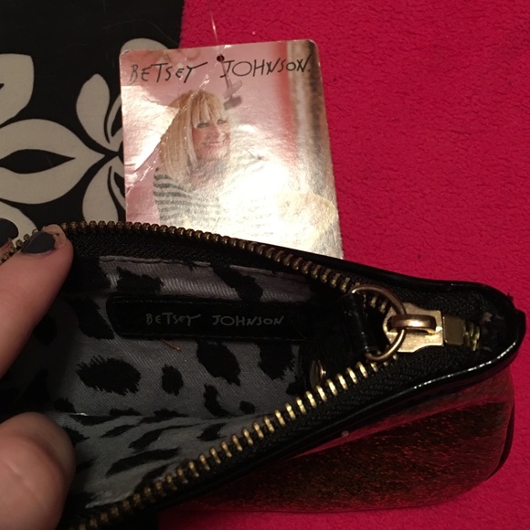 SOLD - Picture 3 of 4