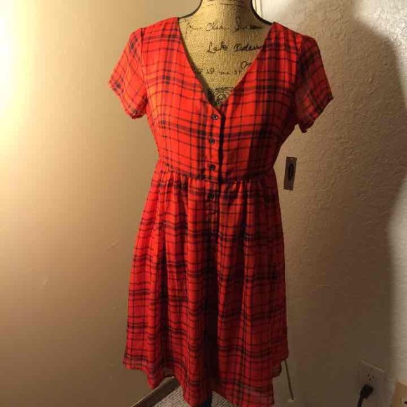Black & red button up semi swing dress NWT - Picture 1 of 3