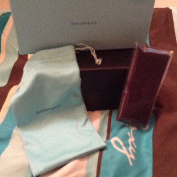 Tiffany & co sunglasses case