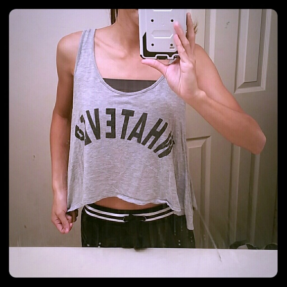 Cropped Gray Top