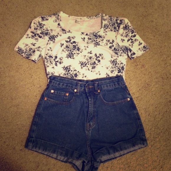 Floral top