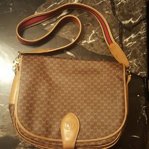 Vintage Authentic Gucci Crossbody bag