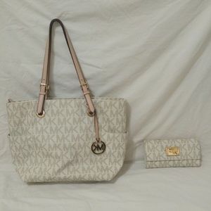 Michael Kors Jet Set Tote AND Wallet
