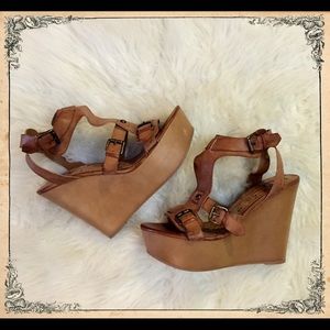 { G by Guess Wedge Sandal }