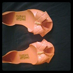 Ferragamo Soft Pink Flats!!!