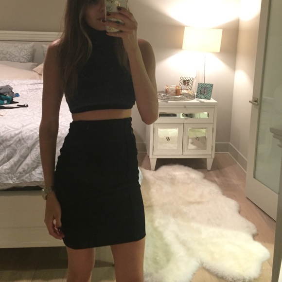 Black trendy "crop top" dress !! Size small! - Picture 1 of 4