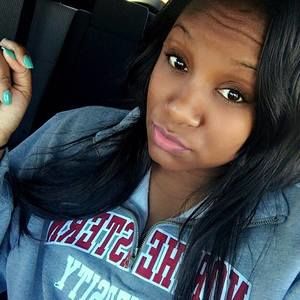 Meet your Posher, Kendra