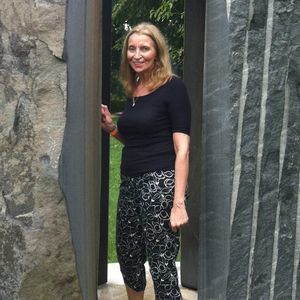 Meet your Posher, Veronica