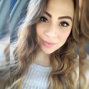 Meet your Posher, Bibi