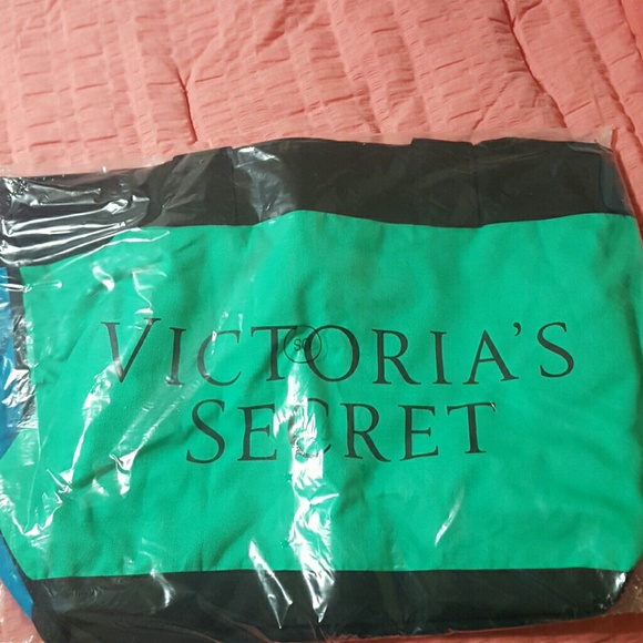 VS tote