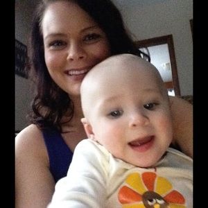 Meet your Posher, Alicia