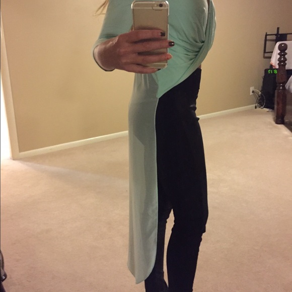 Bebe blouse - Picture 2 of 4
