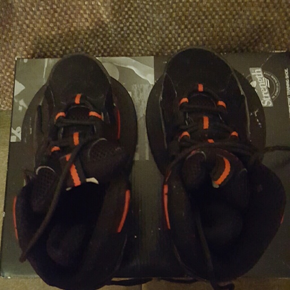 Strength training sneakers