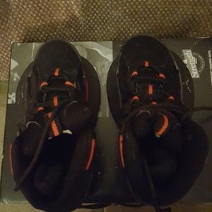 Strength training sneakers